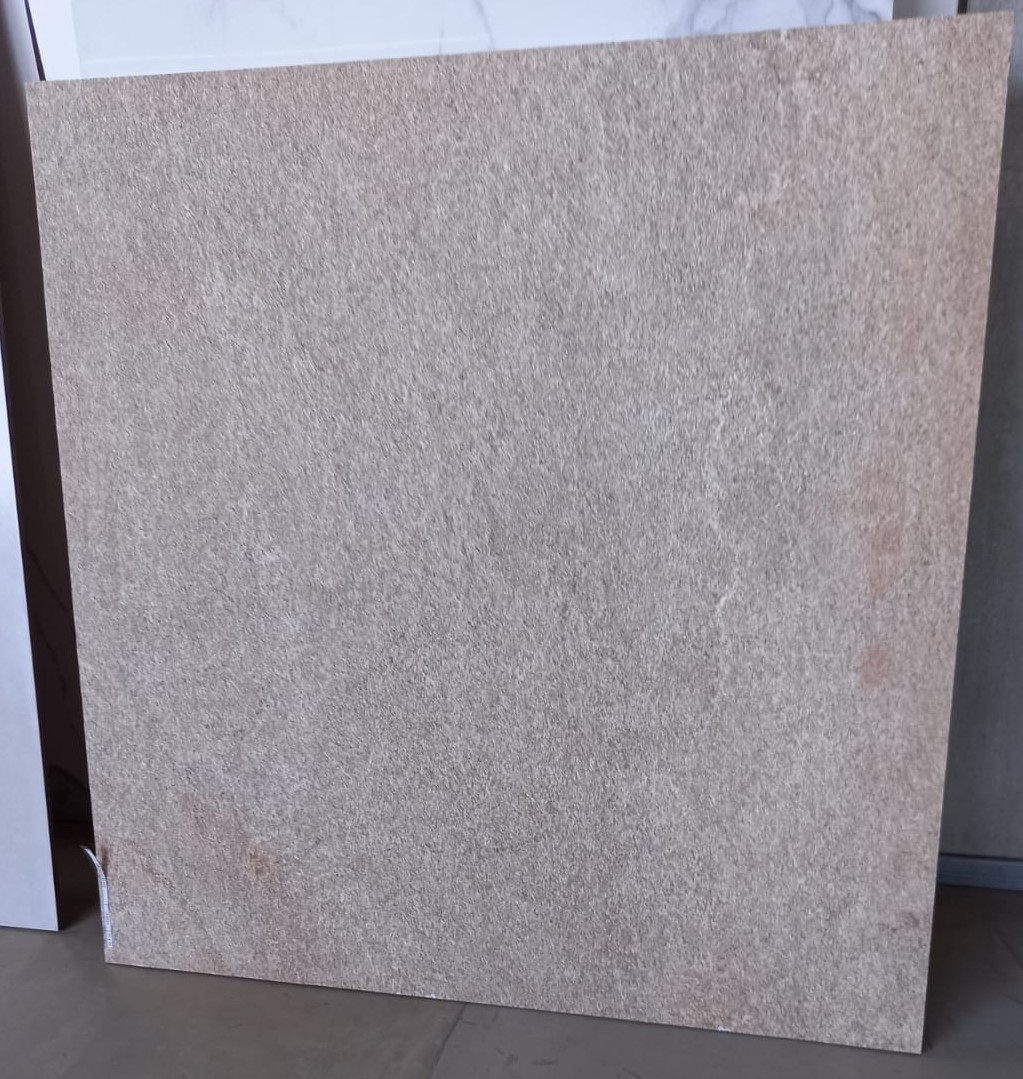 PORCELANICO ARENITO BEIGE ANRIDESLIZANTE 75 X 75 MARCA CEDASA