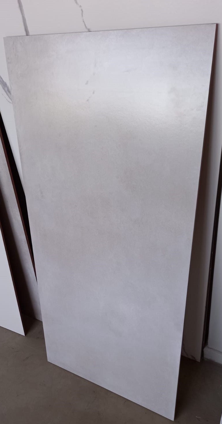 PORCELANICO SAVOIA PLUS GRIS 46 X 100 MARCA EMBRAMACO